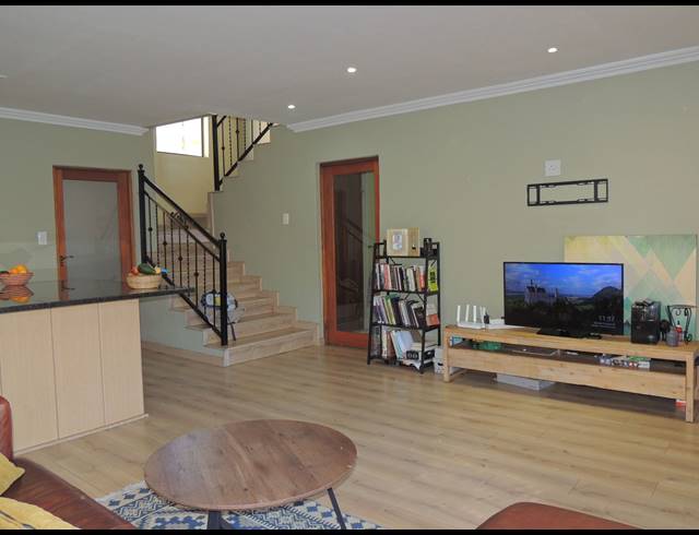 2 BEDROOM TOWNHOUSE FOR SALE IN AMOROSA